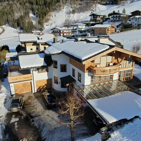 Alpenappartement คาพรูน ภายนอก รูปภาพ