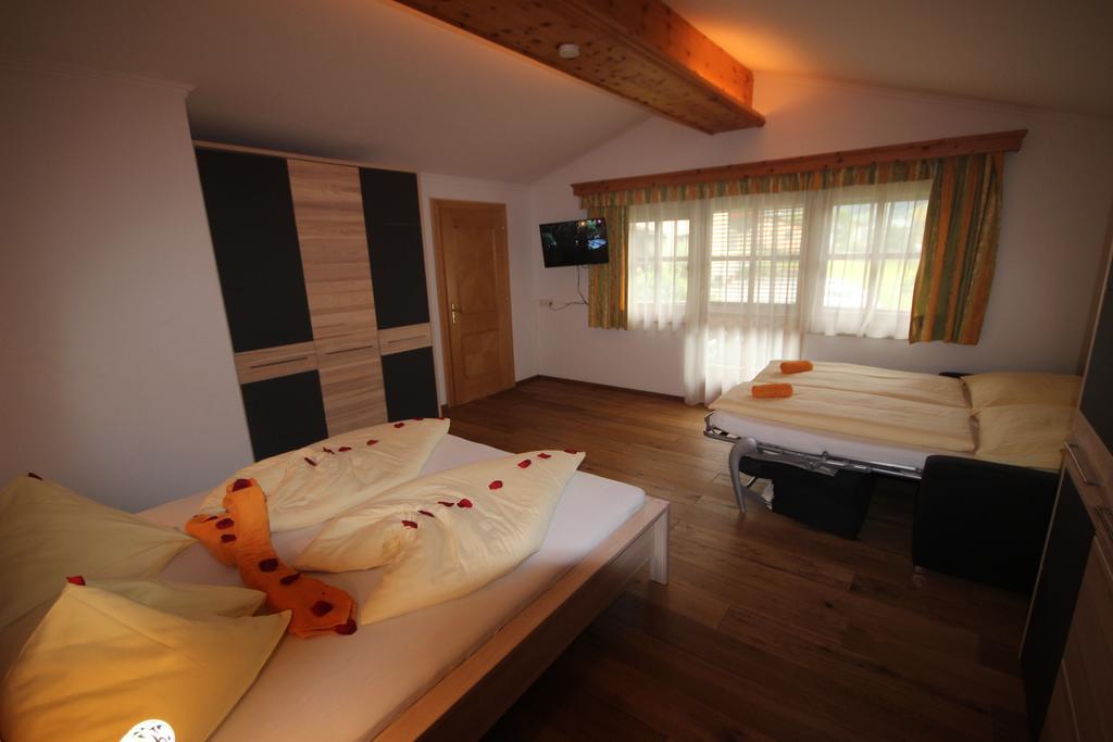 Alpenappartement คาพรูน ภายนอก รูปภาพ