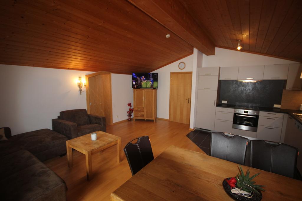 Alpenappartement คาพรูน ภายนอก รูปภาพ