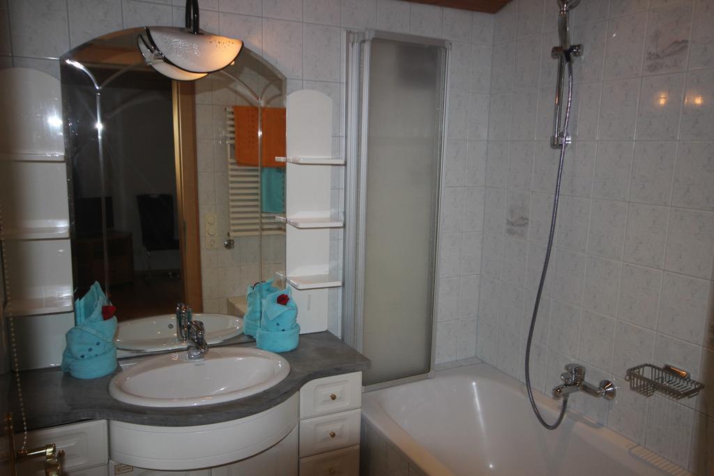 Alpenappartement คาพรูน ภายนอก รูปภาพ