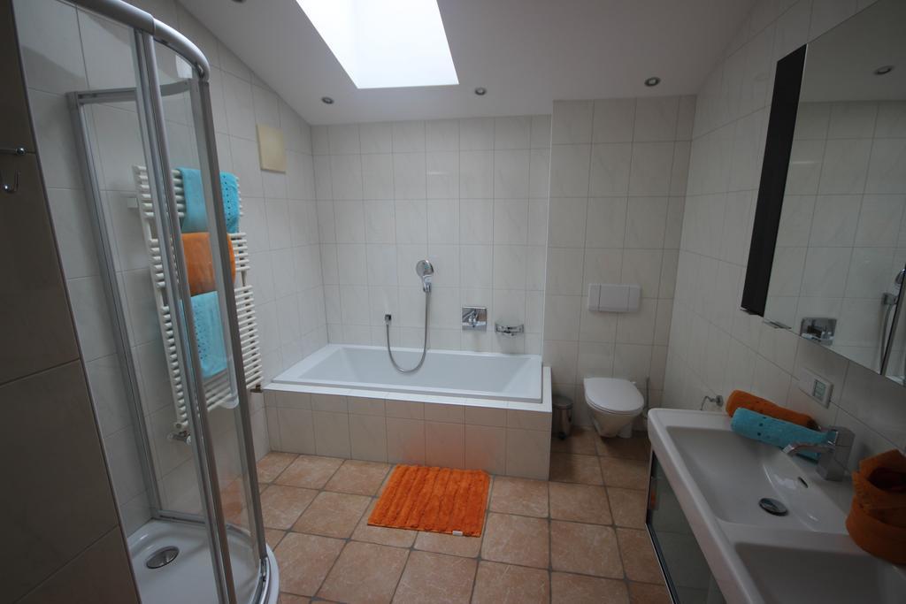 Alpenappartement คาพรูน ภายนอก รูปภาพ