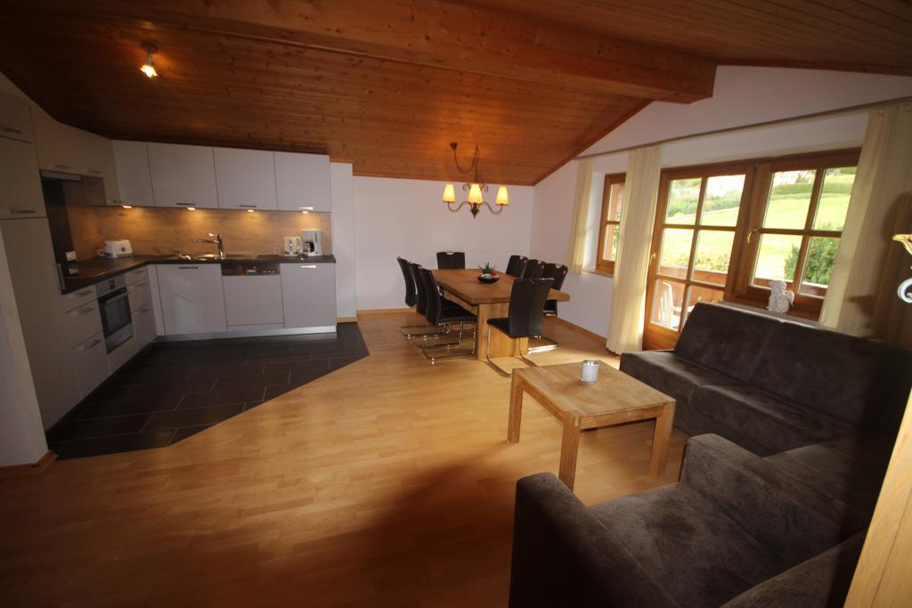 Alpenappartement คาพรูน ภายนอก รูปภาพ